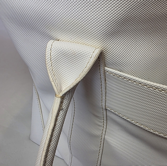 Lacoste Women's Cream Tote Bag - Picture 8 of 15